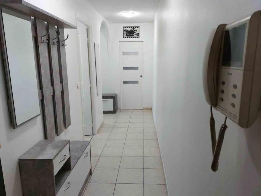Modern One Bedroom Apartment In Κάννες Εξωτερικό φωτογραφία