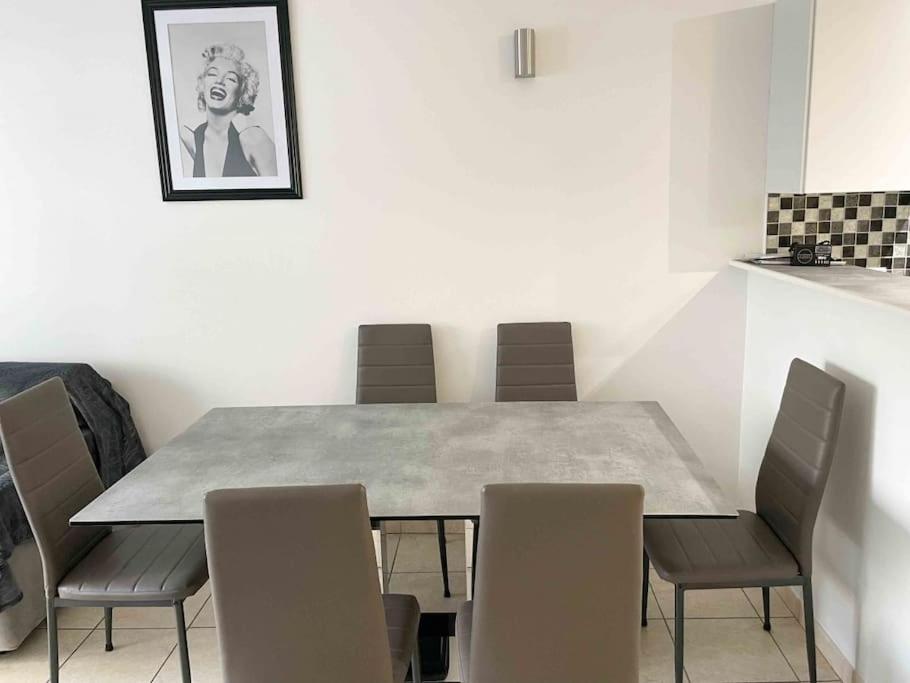 Modern One Bedroom Apartment In Κάννες Εξωτερικό φωτογραφία